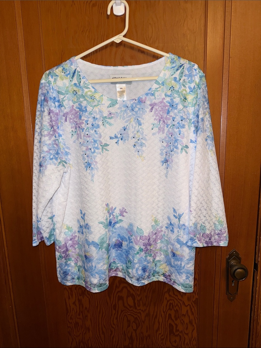 Alfred Dunner White Floral Long-Sleeve Pullover with Blue & Purple Blooms